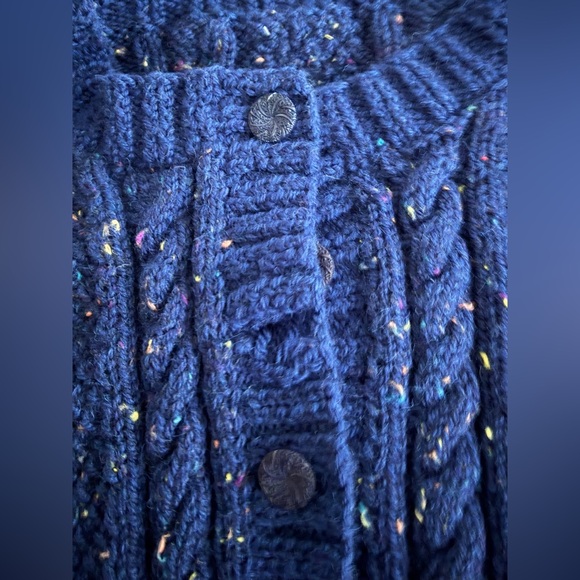 Chunky Handknit Vintage Cardigan L/XL - Picture 7 of 7